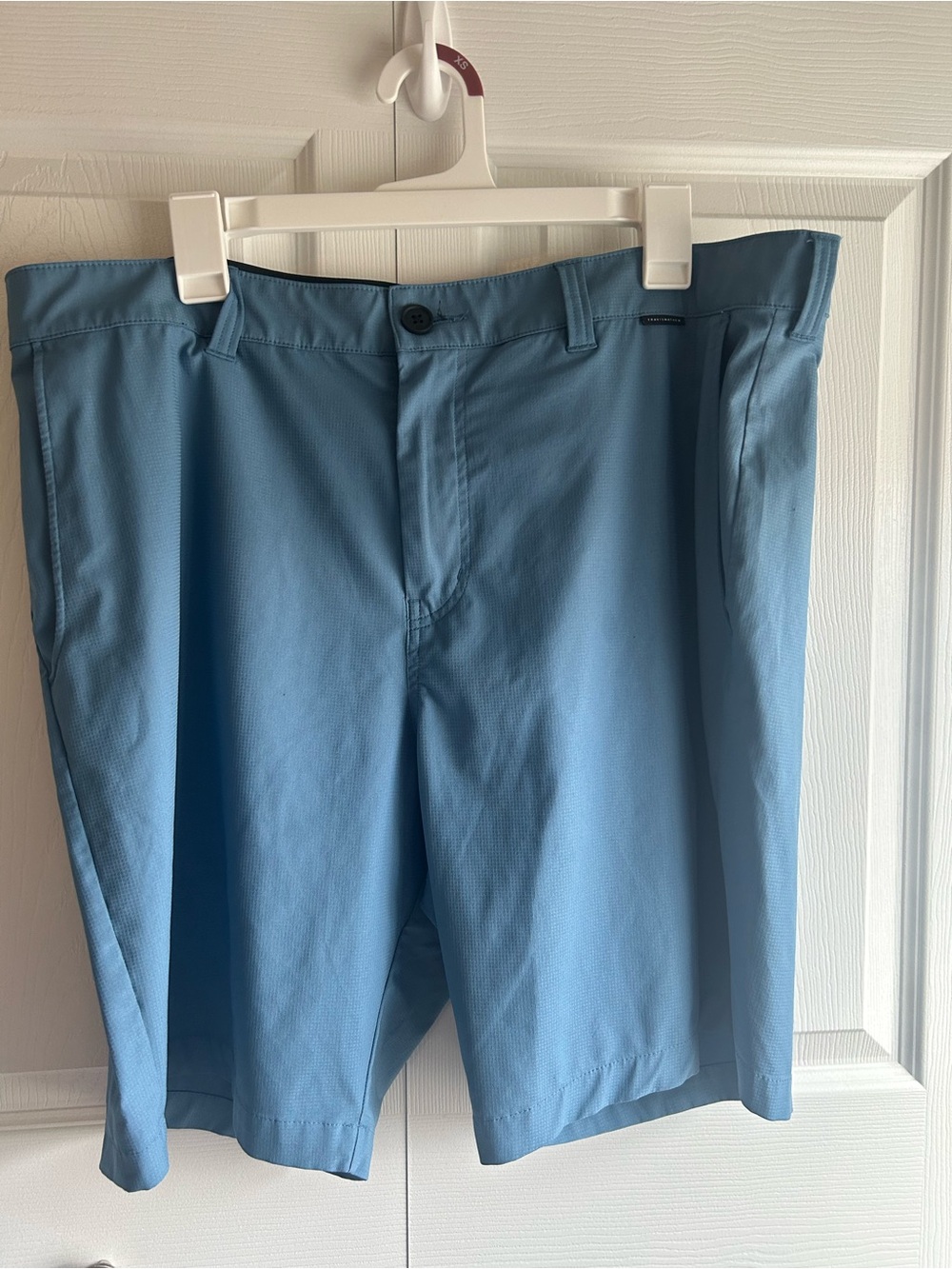 TravisMathew Men’s Performance Shorts – Size 38 – Light Blue